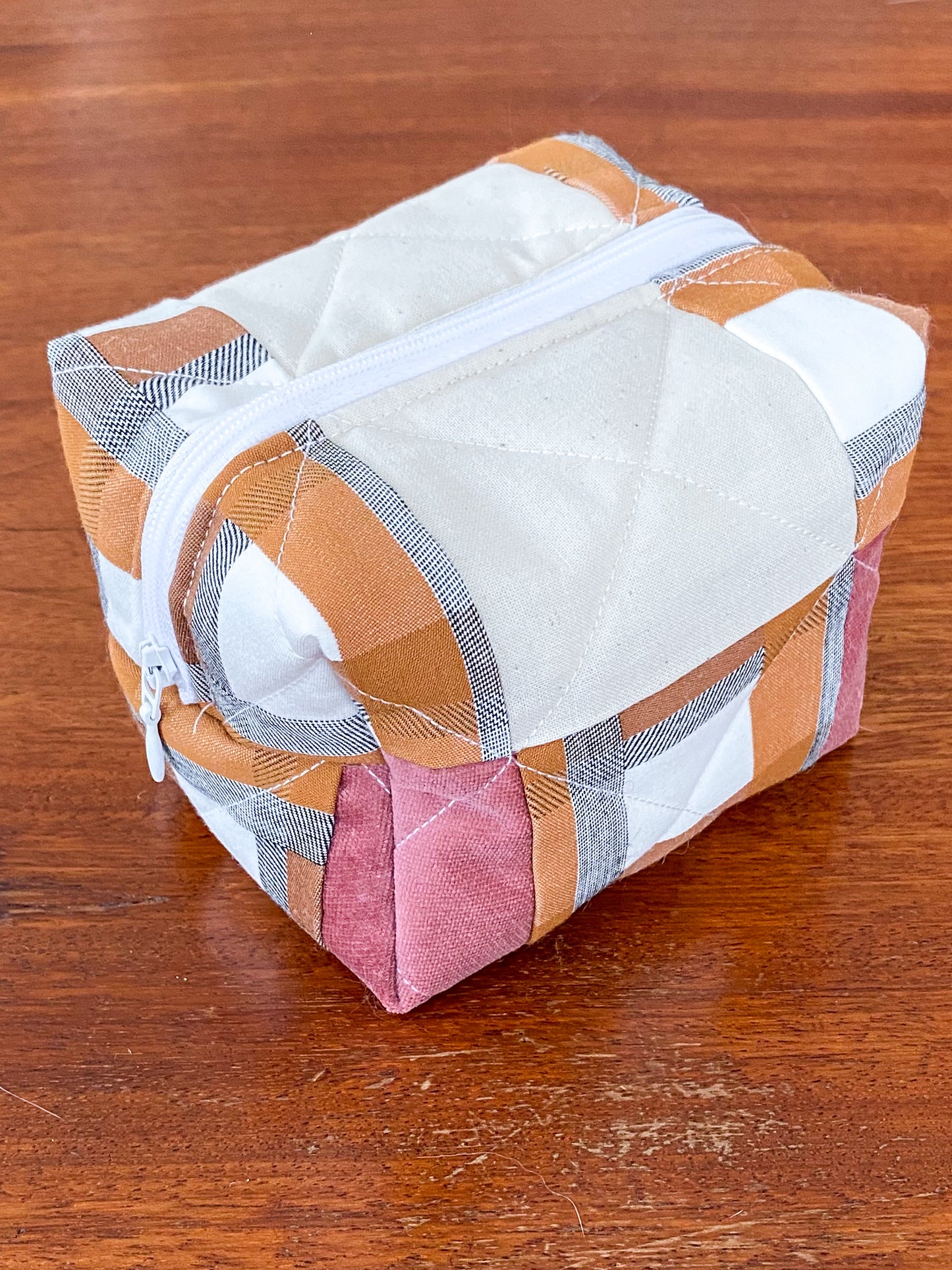 Mini patchwork pouches