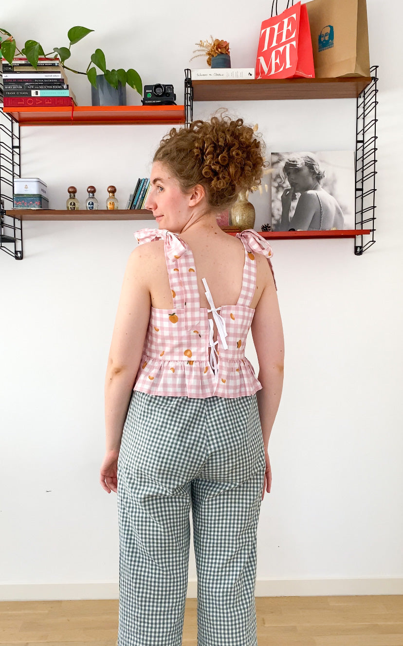 Meadow top in apricot picnic - size S