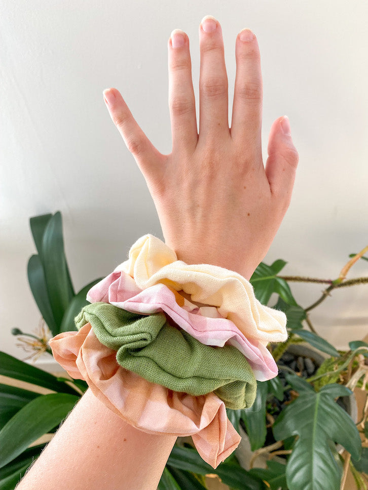 Apricot scrunchie