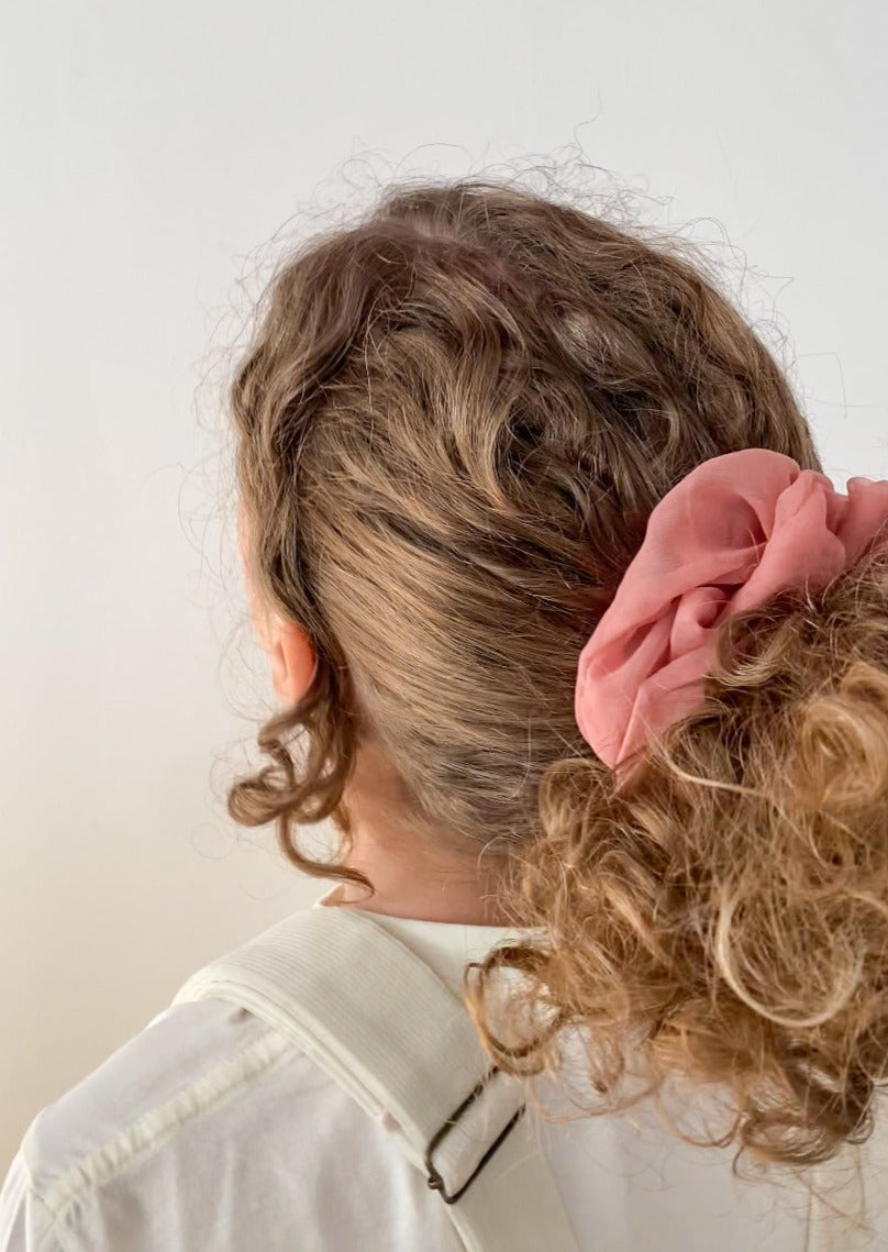 Scrunchie XL in silk chiffon