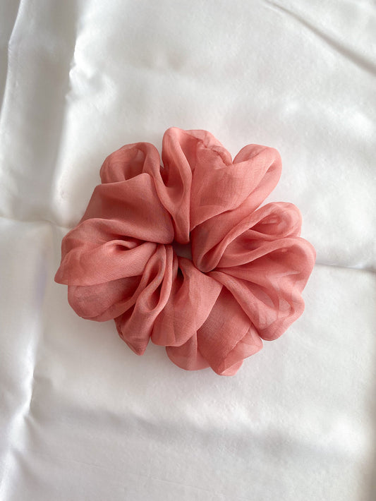 Scrunchie XL in silk chiffon